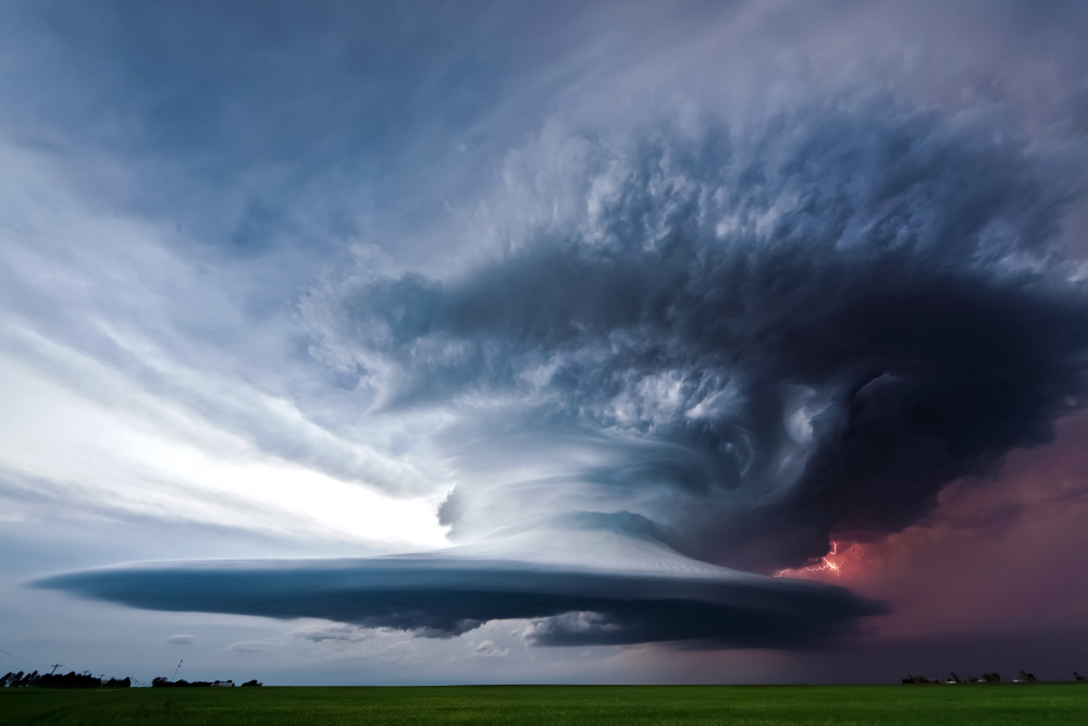 mesocyclone with lighting